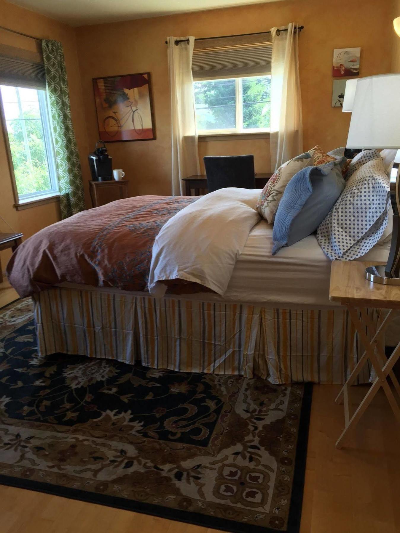 Money Pennies Bed And Breakfast キャンベルリバー エクステリア 写真